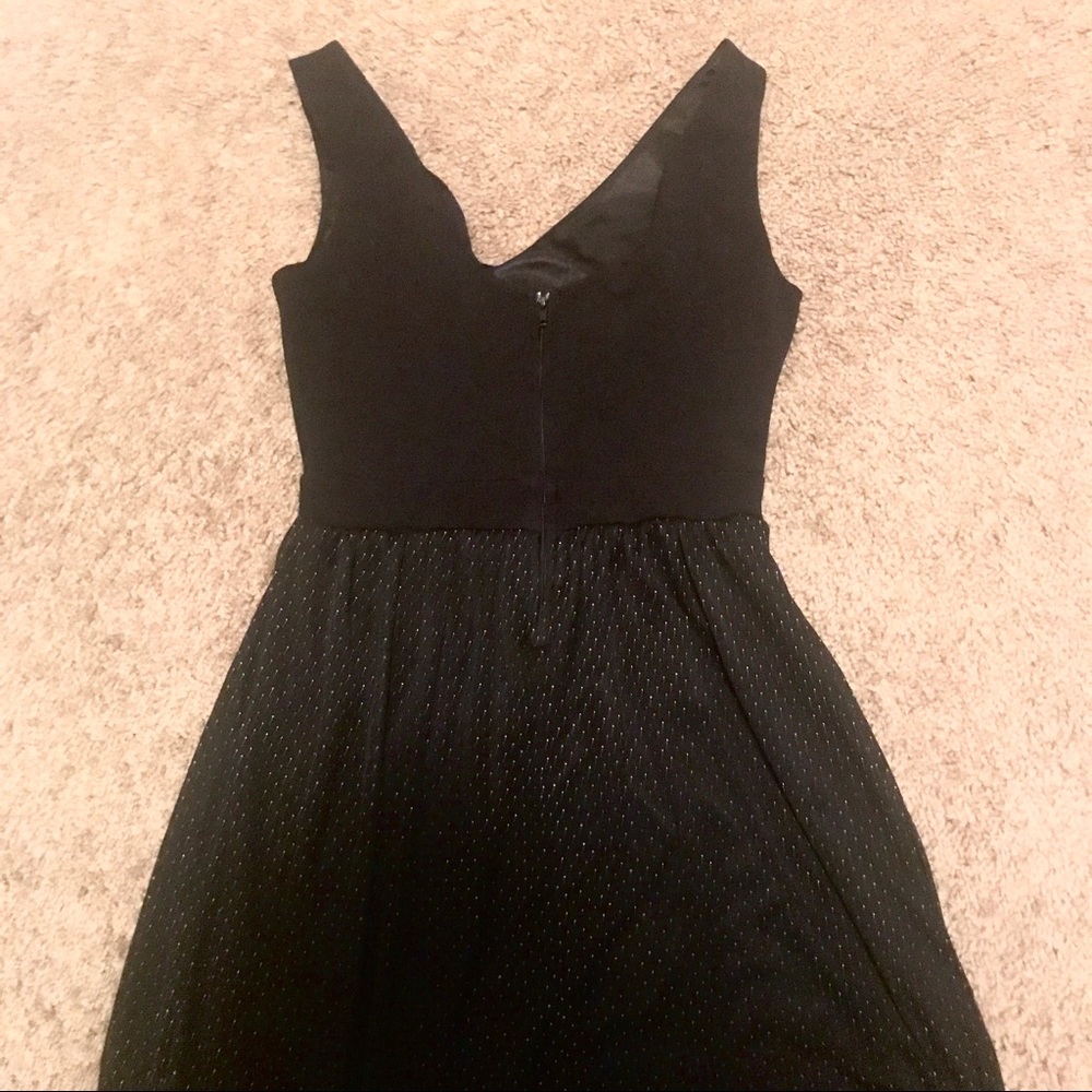 Dress - Picture 4 of 6